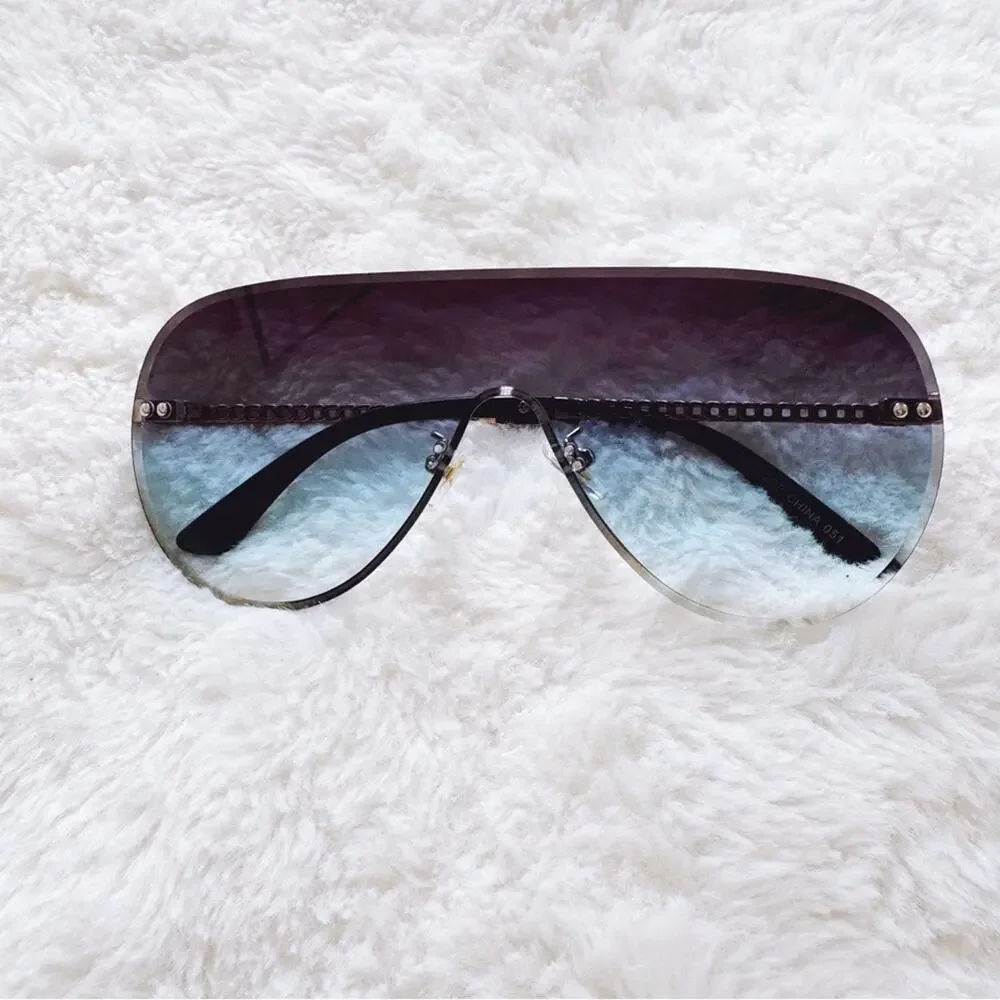 Jasmine Clear Blue Sleek Single-Lens Sunglasses